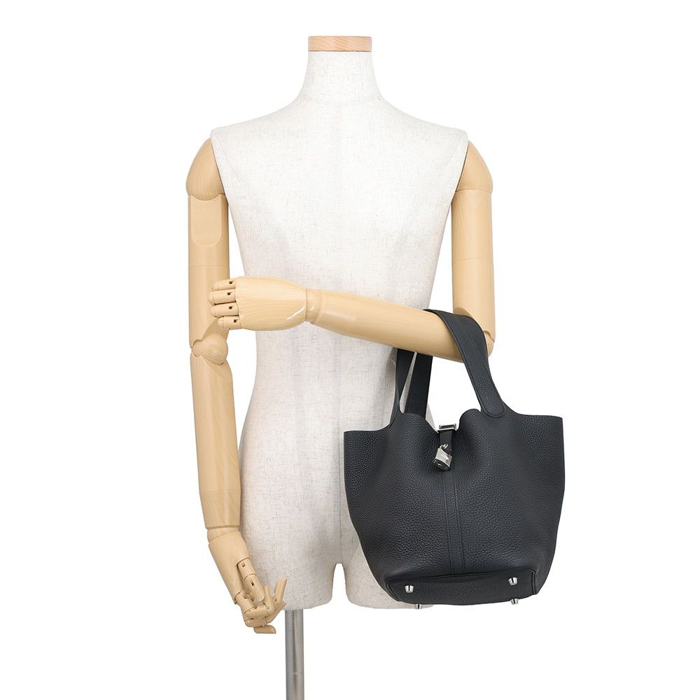 Hermes Picotin Lock MM Black Silver Taurillon Clemence Handbag — view 4