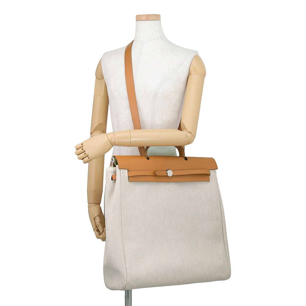 Hermes Shoulder Bag Herbag MM Ecru Natural Silver Toile Ash Vache Hunter — view 4