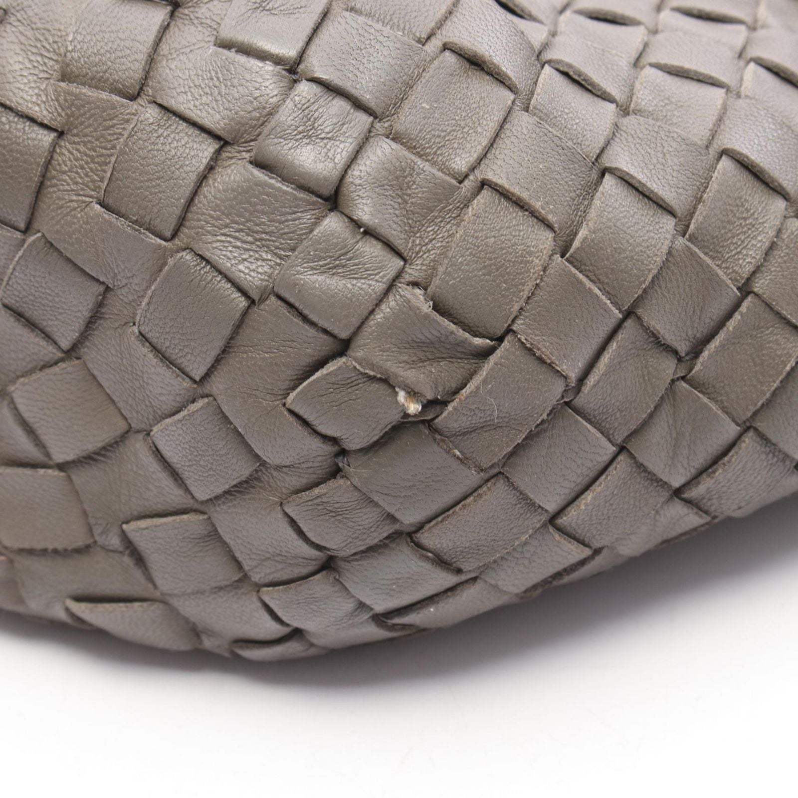 Bottega Veneta Shoulder Bag Intrecciato Gray Leather — view 5