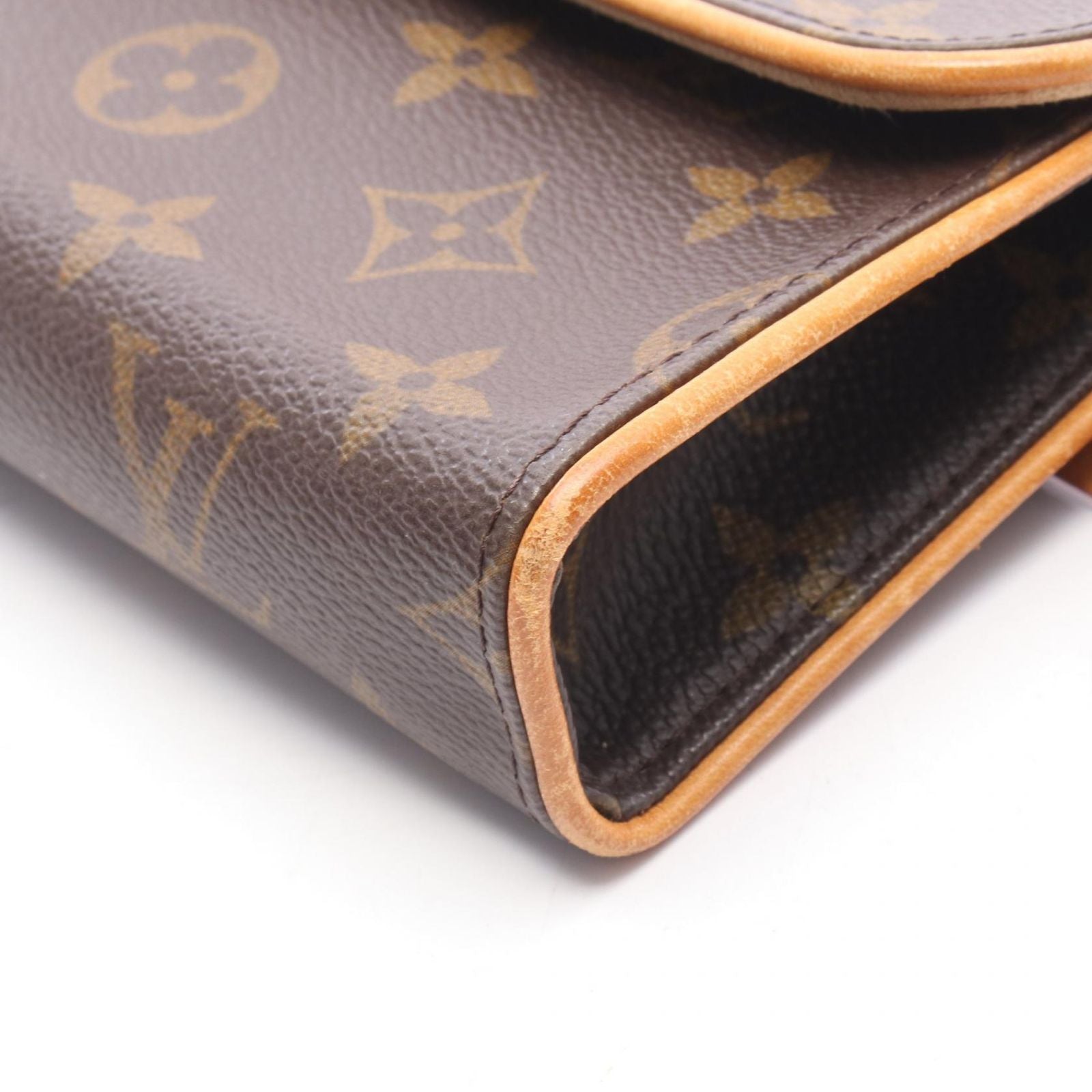 Louis Vuitton Waist Bag Pochette Florentine Monogram Canvas Leather — view 8