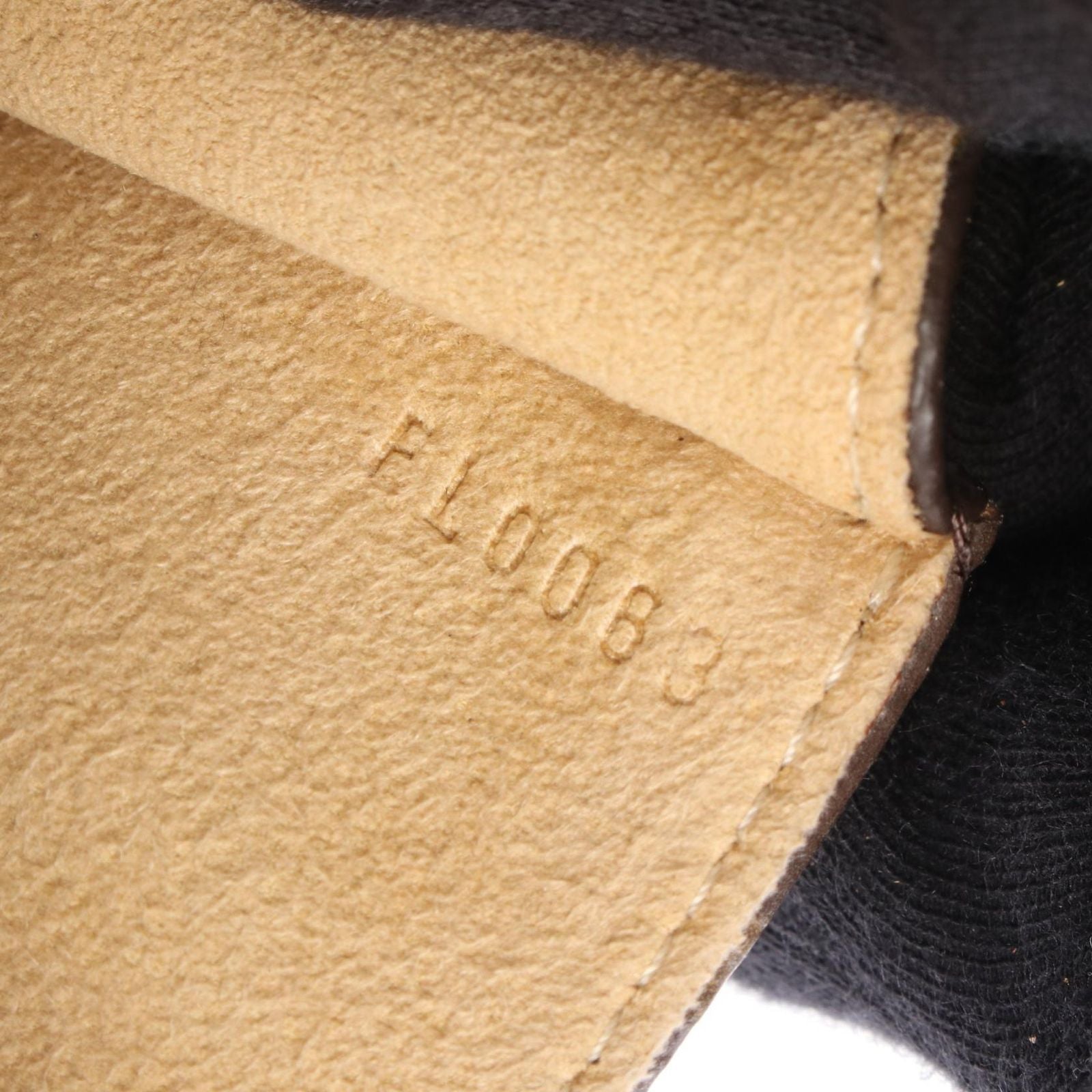 Louis Vuitton Waist Bag Pochette Florentine Monogram Canvas Leather — view 5