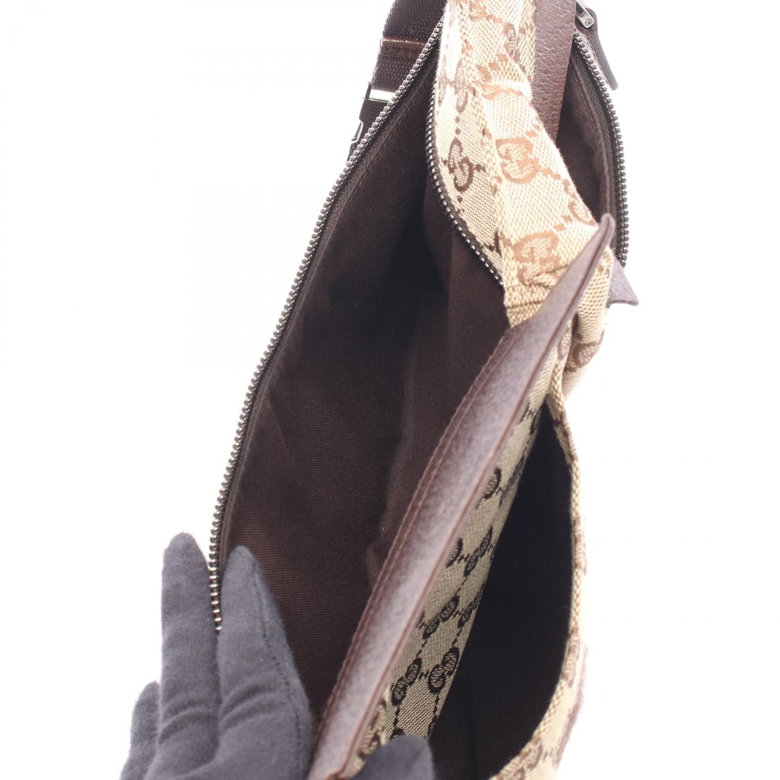 Gucci Waist Bag GG Canvas Beige Brown — view 3