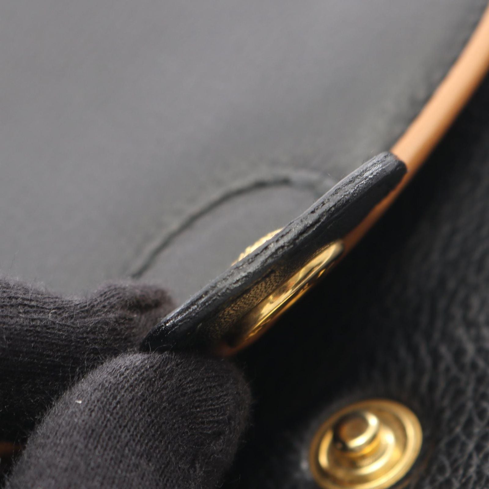 Celine Shoulder Bag Black Leather Pouch — view 8