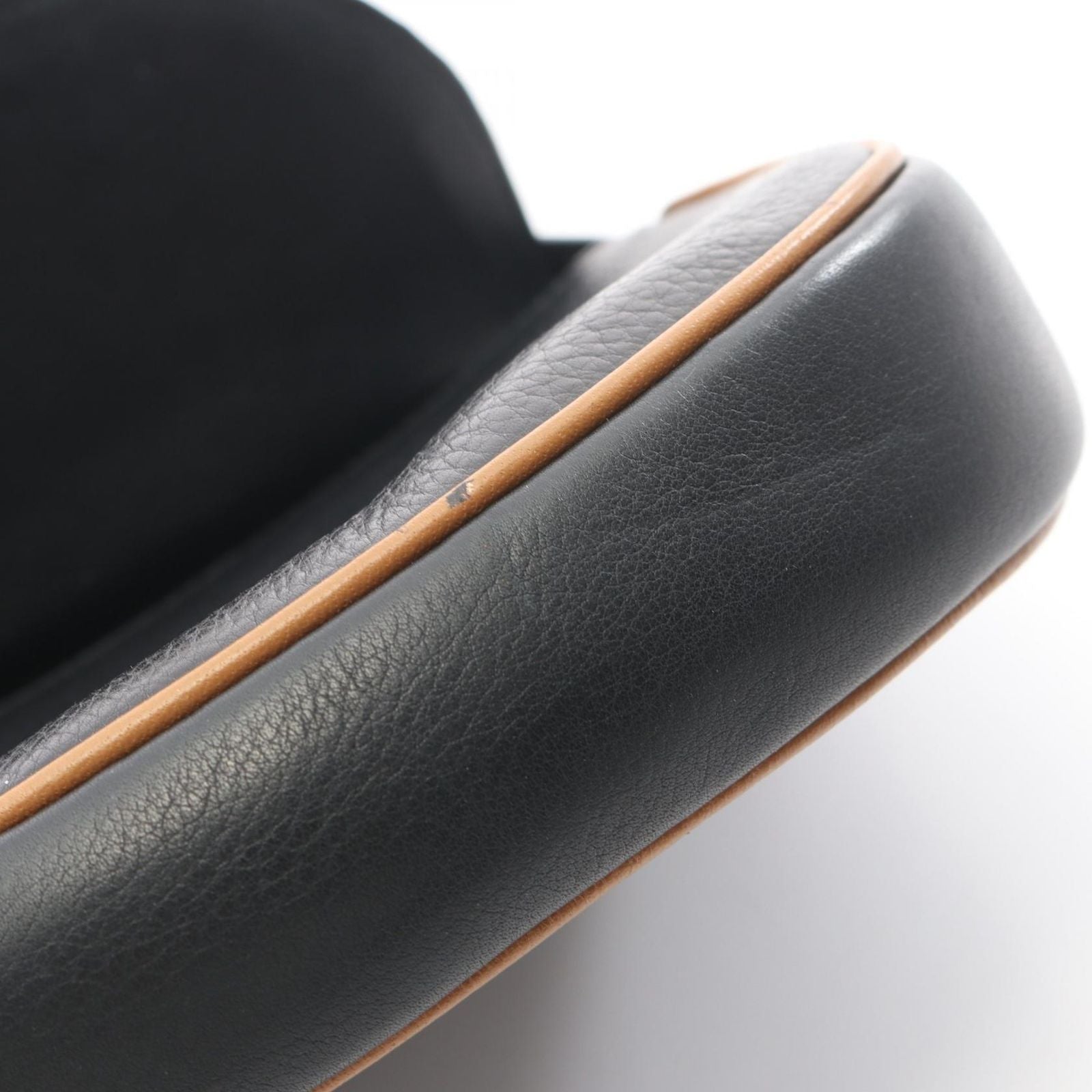 Celine Shoulder Bag Black Leather Pouch — view 7