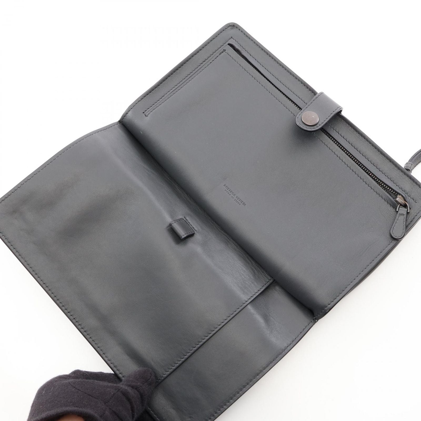 Bottega Veneta Clutch Intrecciato with Hand Strap Leather — view 5