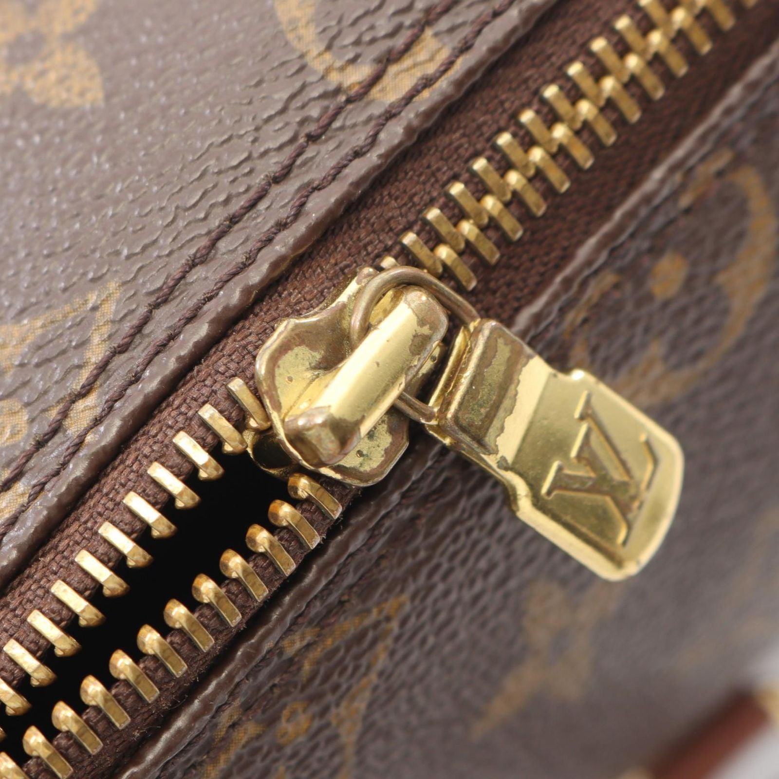 Louis Vuitton Papillon 26 Monogram Vintage Handbag — view 6