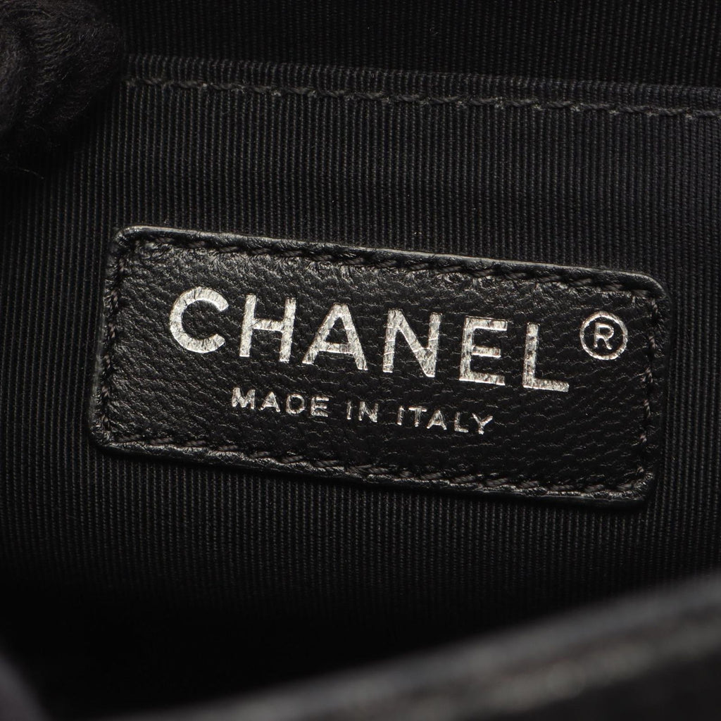 Chanel Shoulder Bag Boy Black Leather Boy Chain — view 4