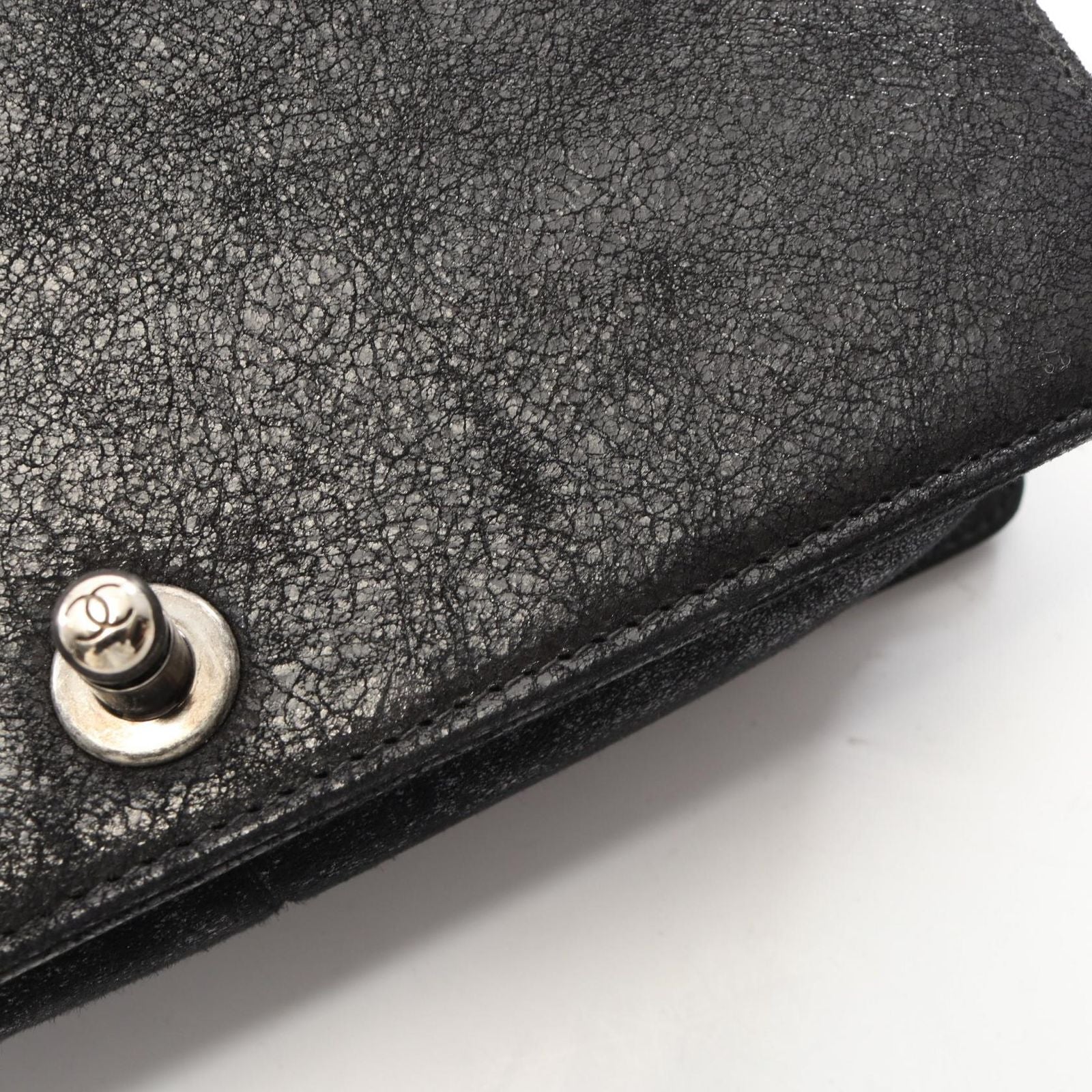 Chanel Shoulder Bag Boy Black Leather Boy Chain — view 7