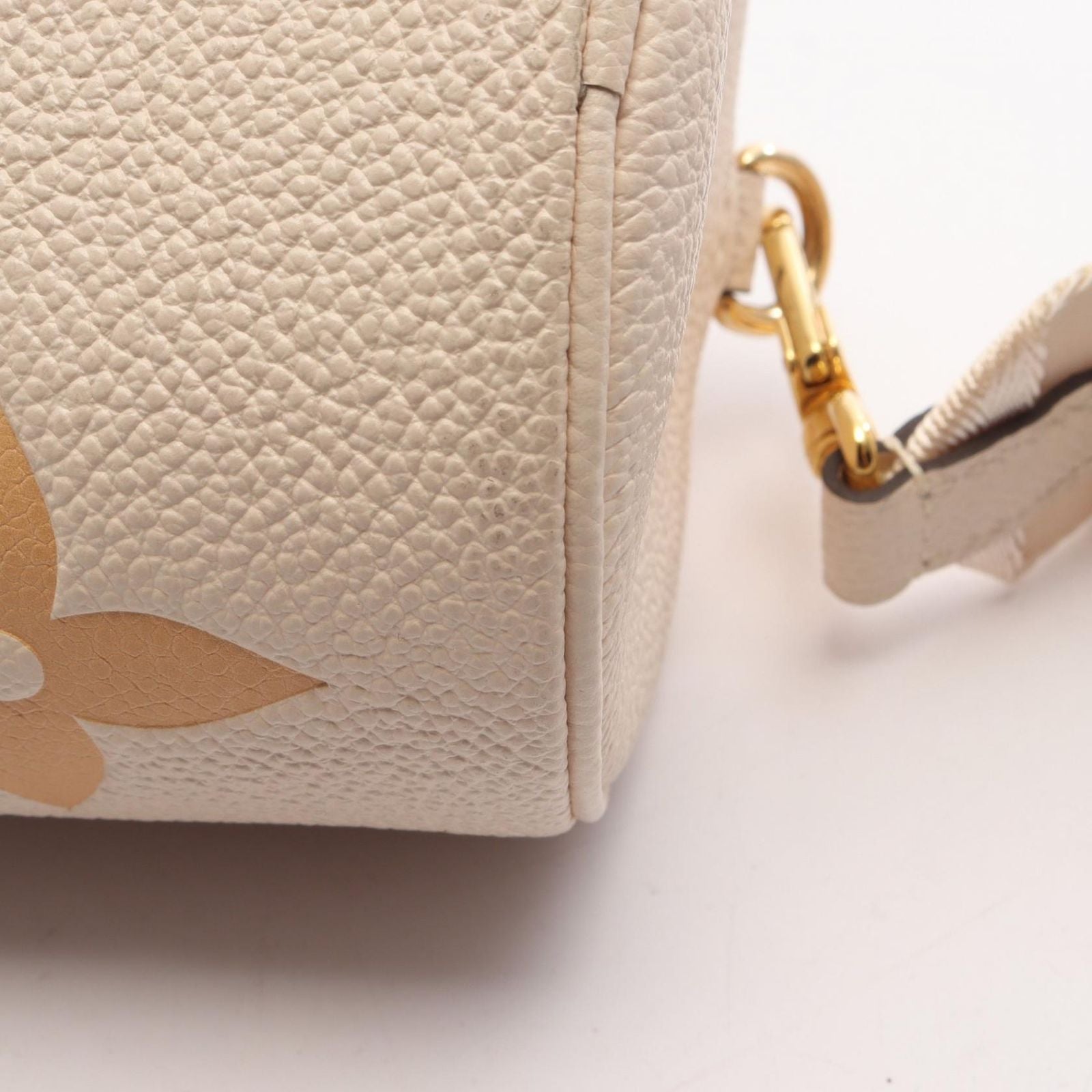 Louis Vuitton Papillon BB 2-Way Cream Saffron Leather Handbag — view 6