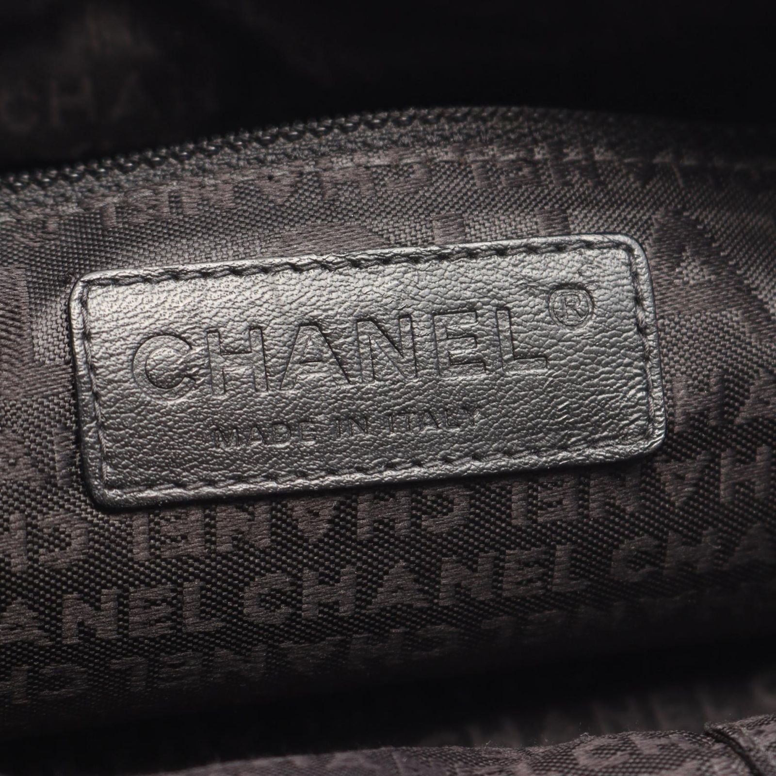 Chanel Tote Bag Choco Bar Black Caviar Leather Mini Bost — view 4