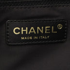 Chanel Tote Bag New Travel Line MM Black Leather MM — view 4