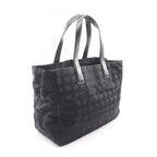 Chanel Tote Bag New Travel Line MM Black Leather MM — view 2