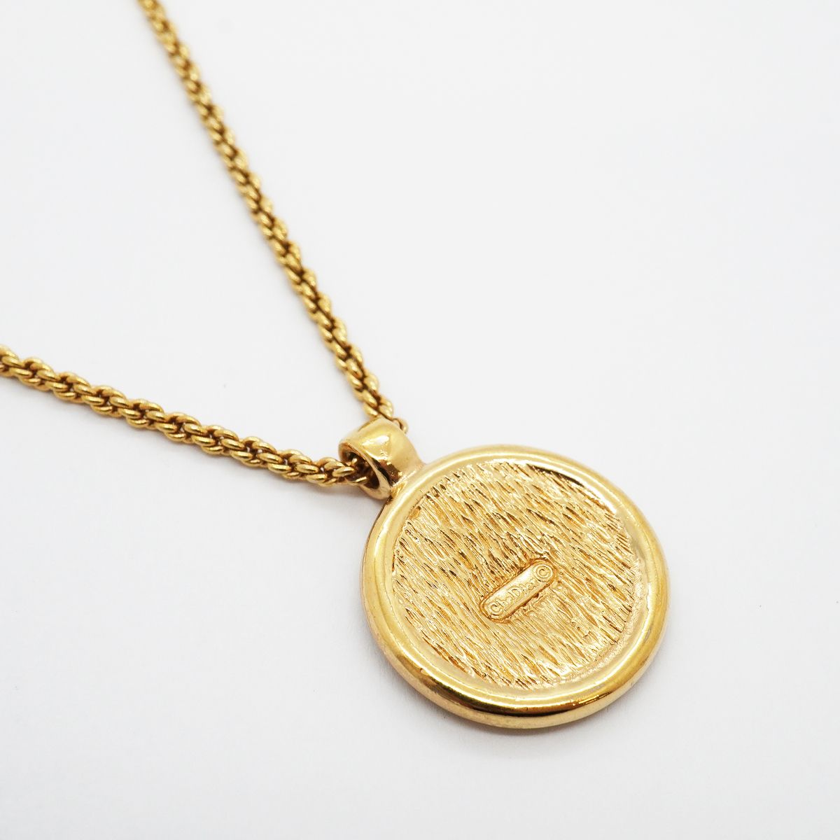 Dior Necklace Emblem Round — view 2
