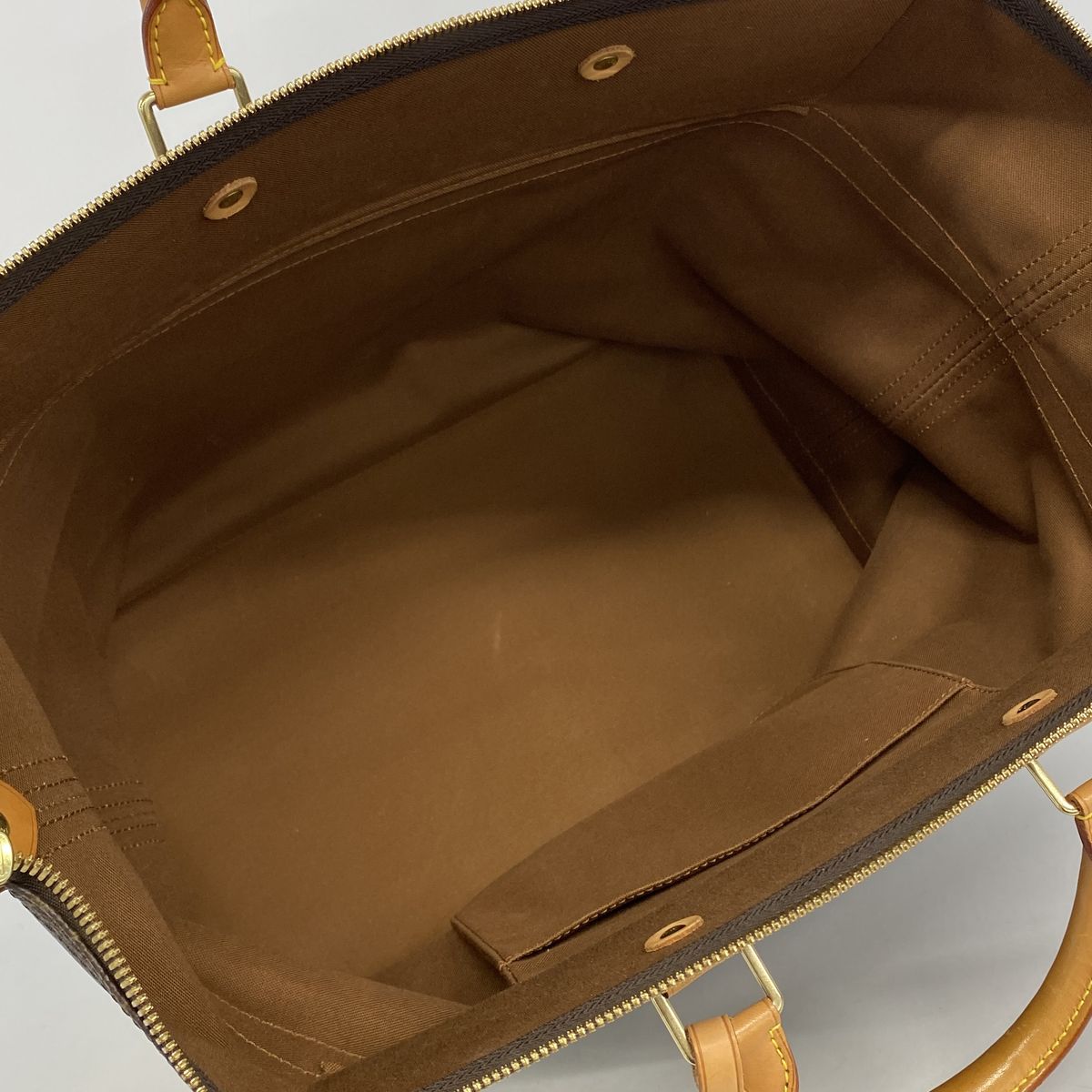 Louis Vuitton Boston Bag Monogram Cruiser 40 Brown — view 4