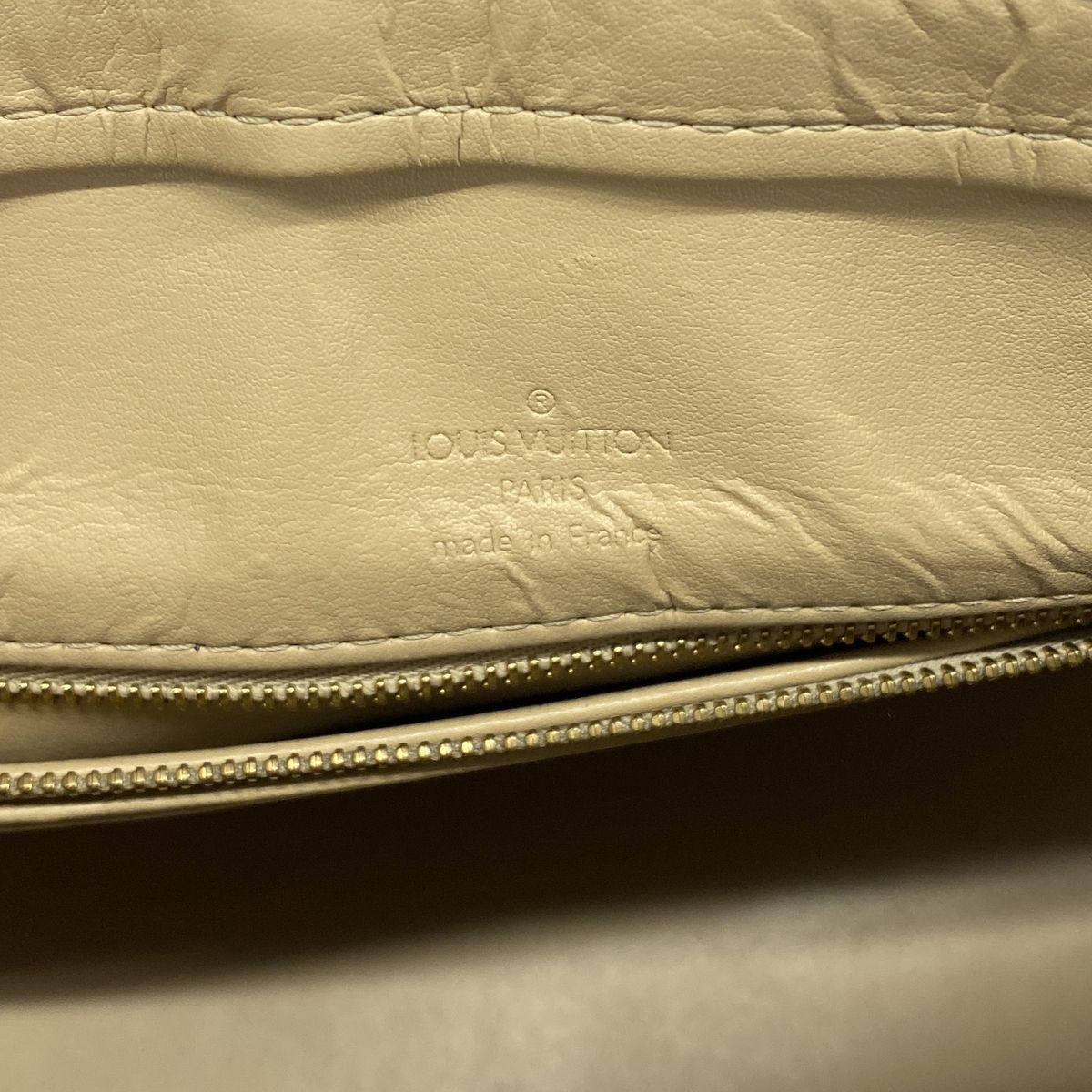 Louis Vuitton Tote Bag Vernis Houston Beige — view 5