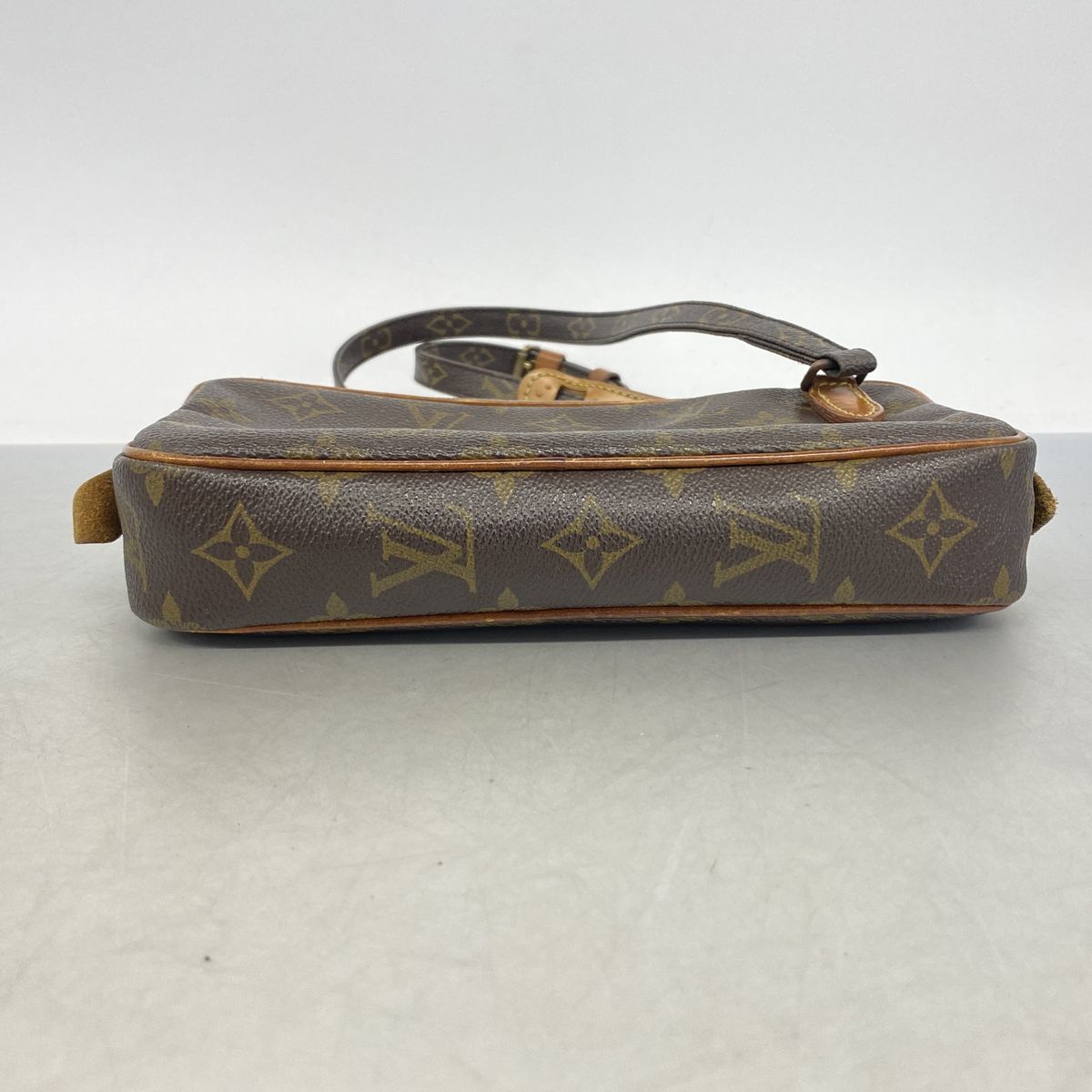 Louis Vuitton Shoulder Bag Monogram Pochette Marly Bandouliere Brown — view 3