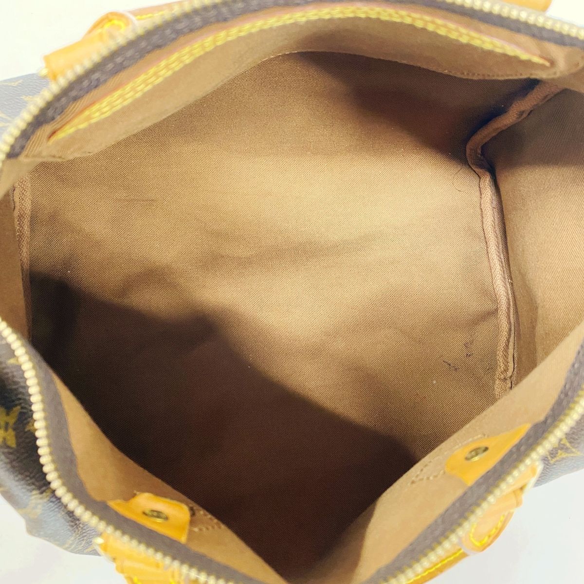 Louis Vuitton Monogram Speedy 30 Brown Handbag — view 4