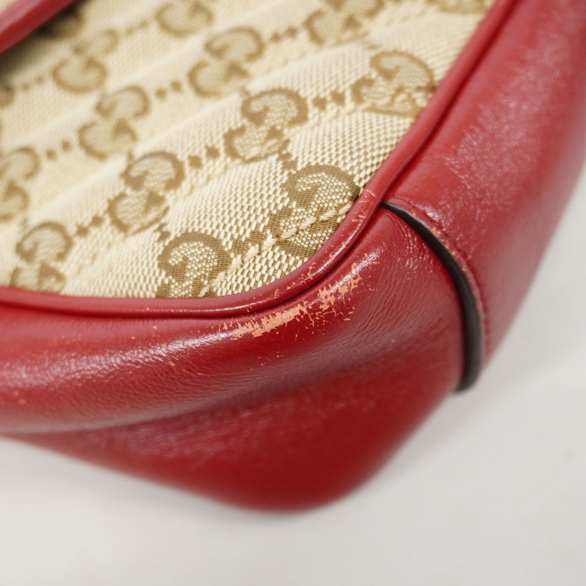 Gucci Shoulder Bag GG Canvas Marmont Beige Red Gold — view 6