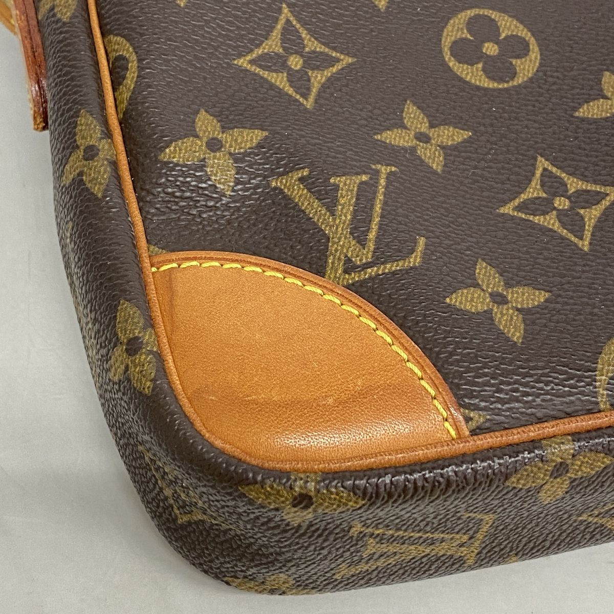 Louis Vuitton Shoulder Bag Monogram Danube Brown — view 6