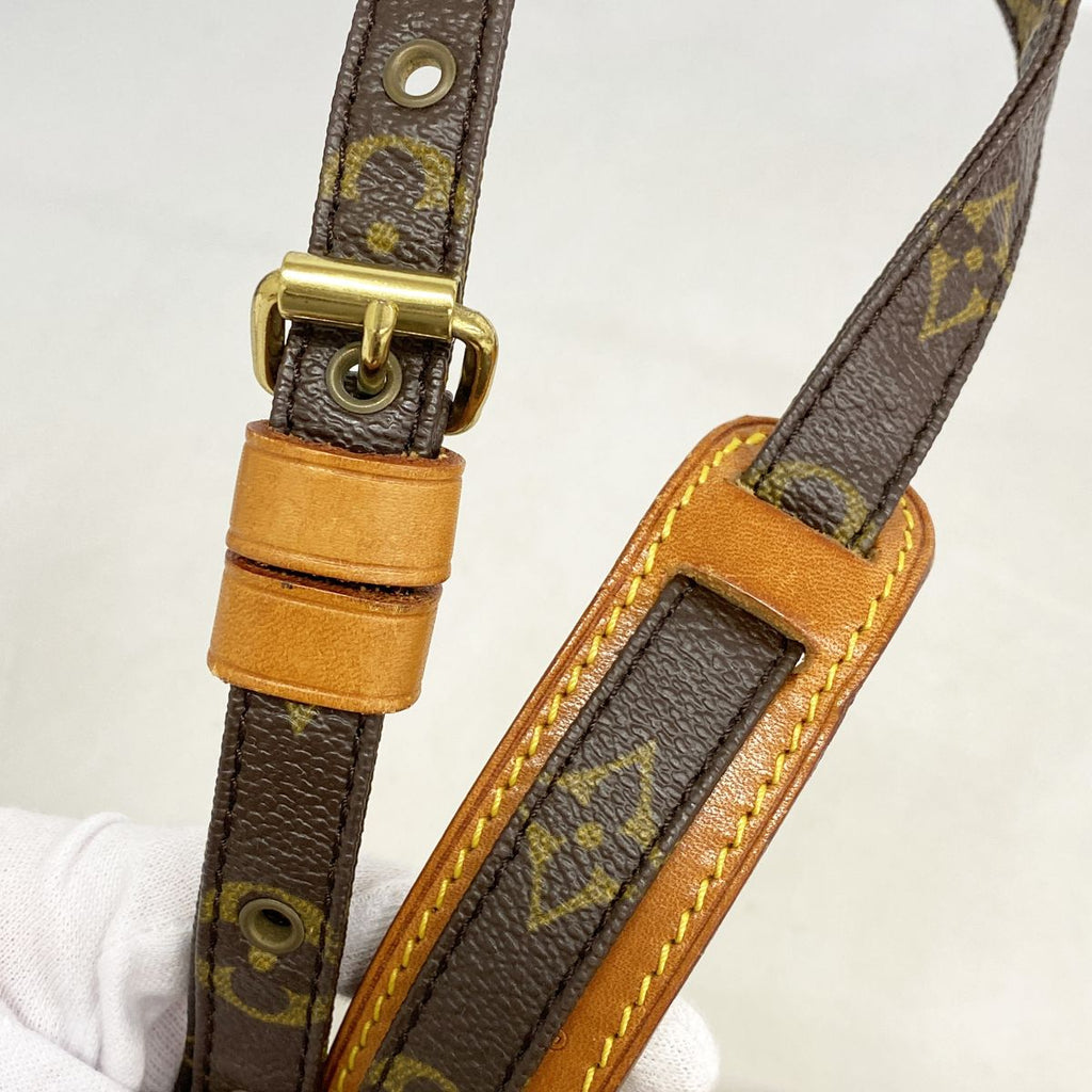 Louis Vuitton Shoulder Bag Monogram Danube Brown — view 7