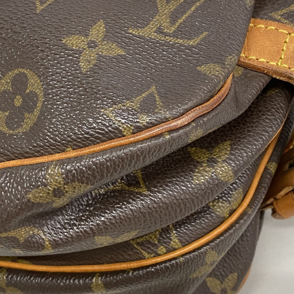 Louis Vuitton Shoulder Bag Monogram Saumur 30 Brown — view 6