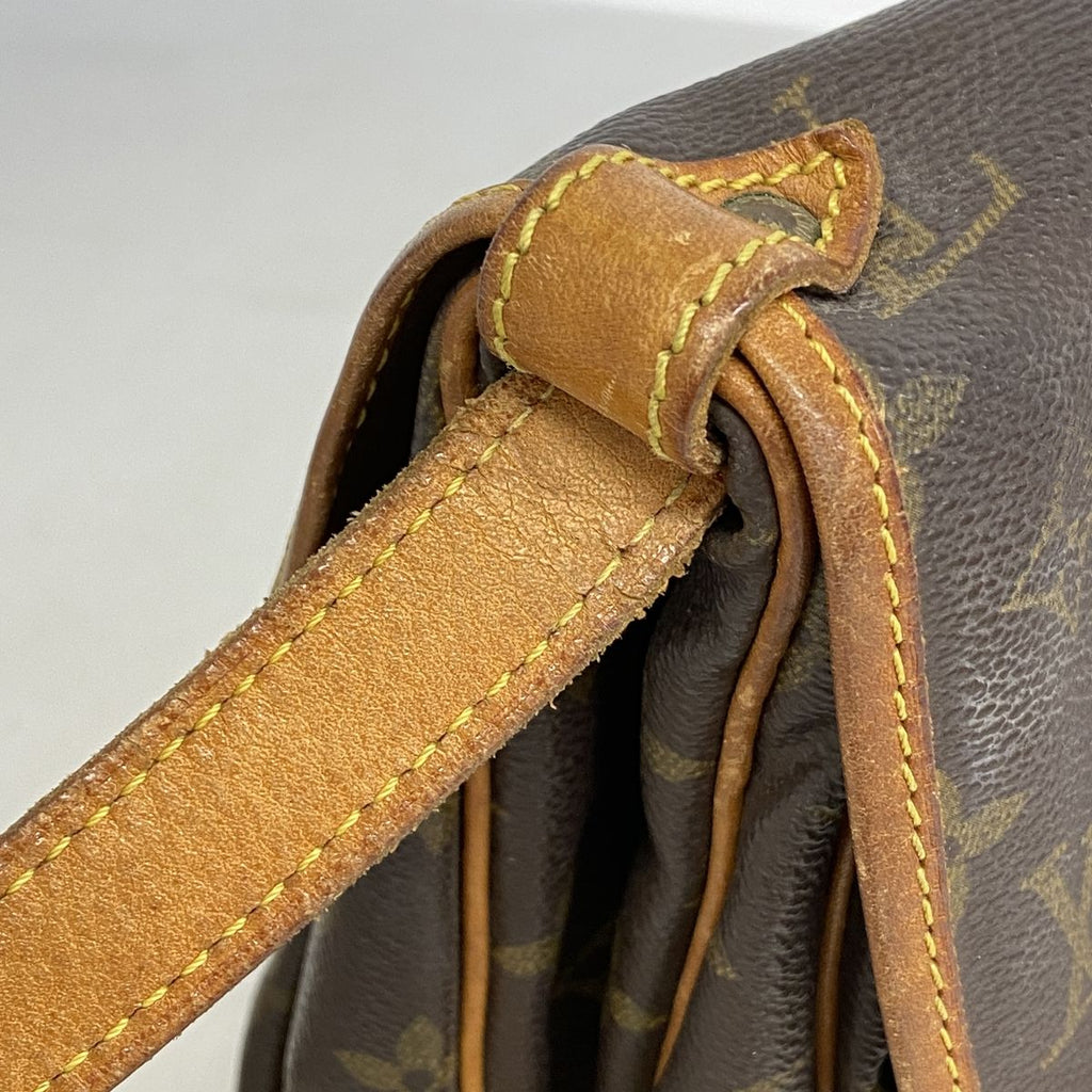 Louis Vuitton Shoulder Bag Monogram Saumur 30 Brown — view 7