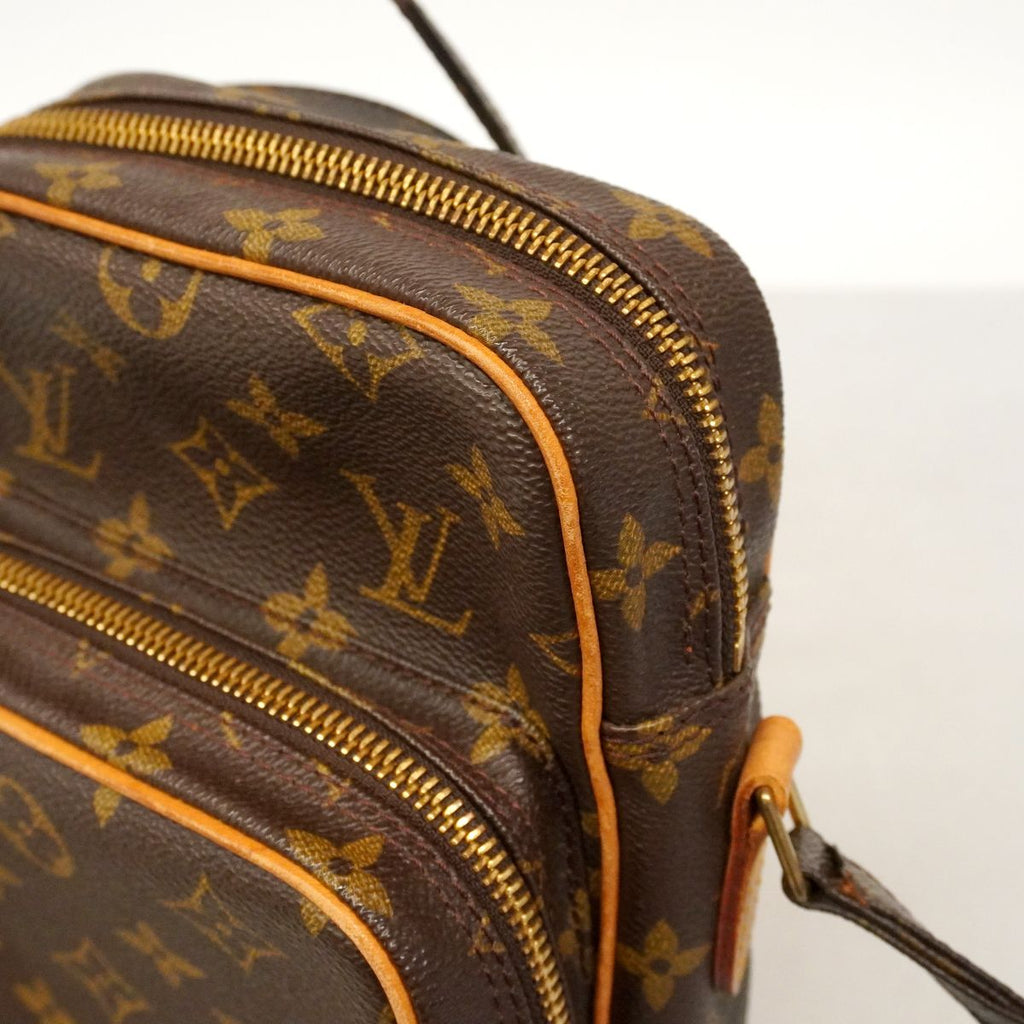 Louis Vuitton Shoulder Bag Monogram Amazon Brown — view 7