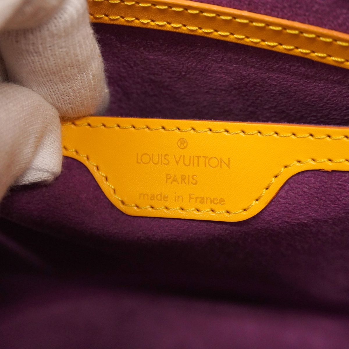 Louis Vuitton Epi Saint Jacques Jaune Handbag — view 5