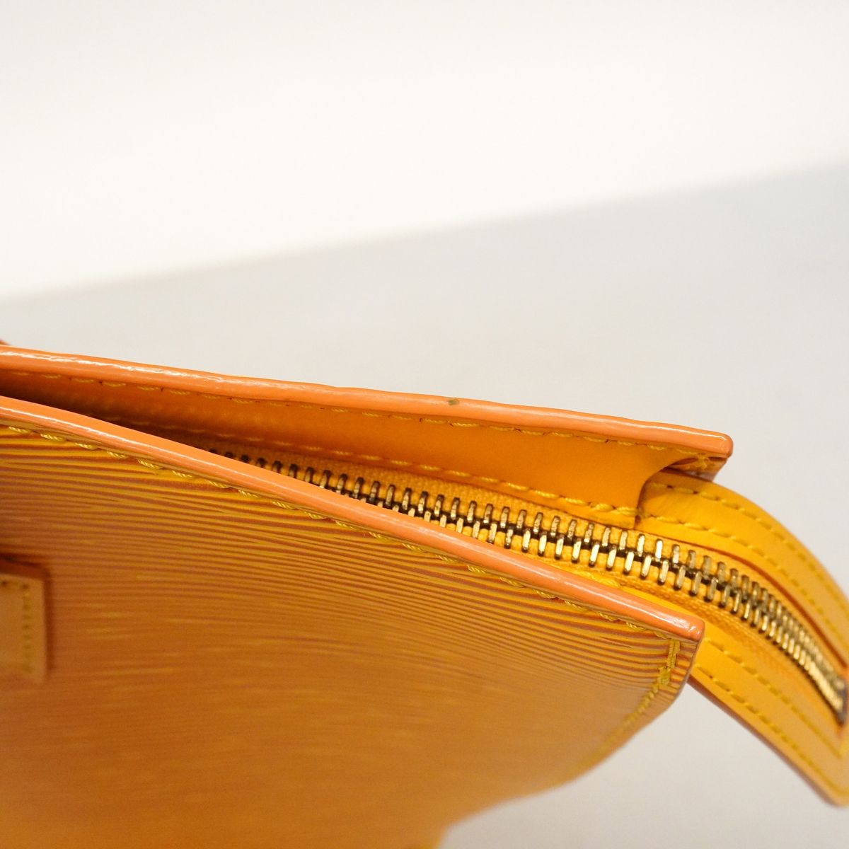 Louis Vuitton Epi Saint Jacques Jaune Handbag — view 6