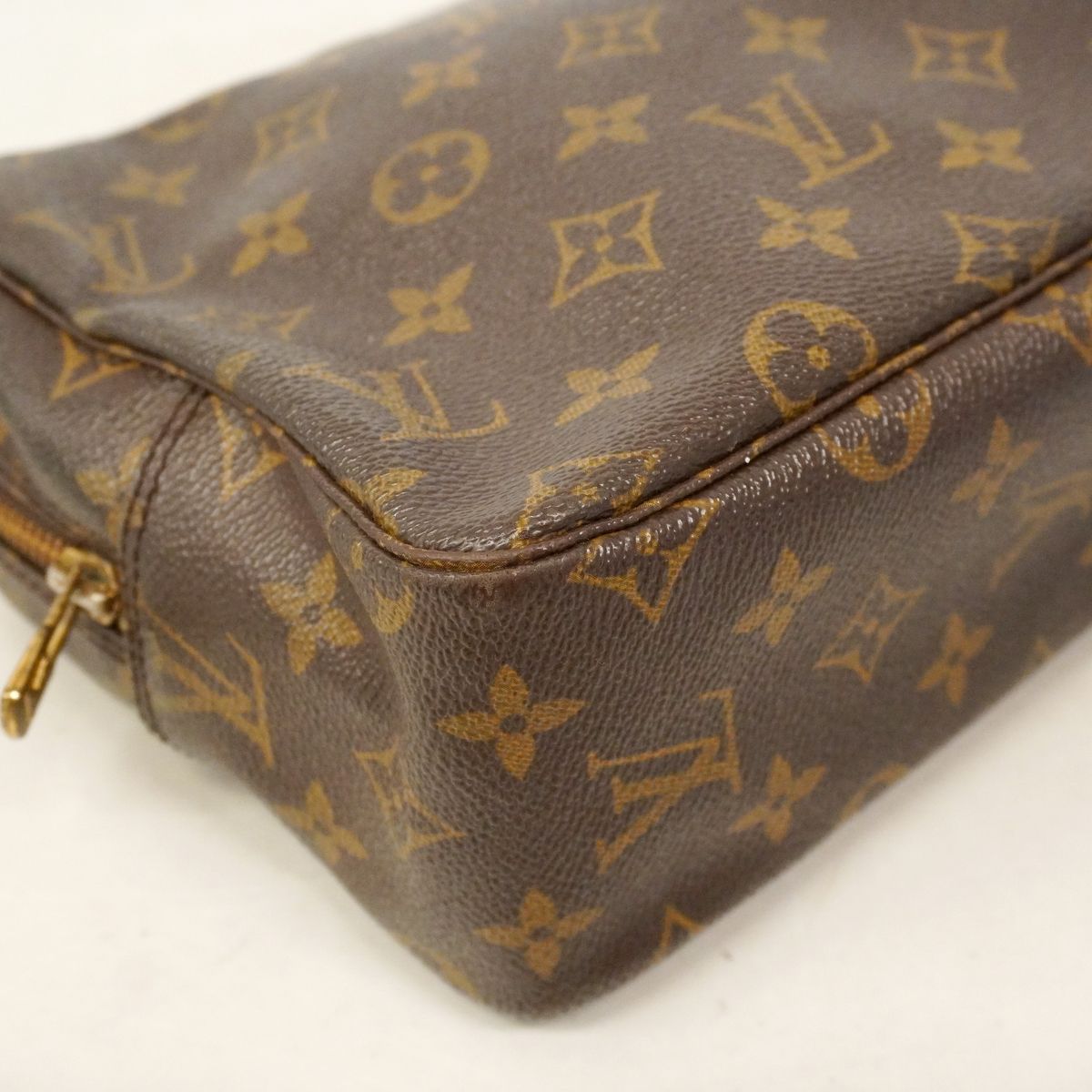 Louis Vuitton Pouch Monogram Trousse Toilet 28 Brown — view 8