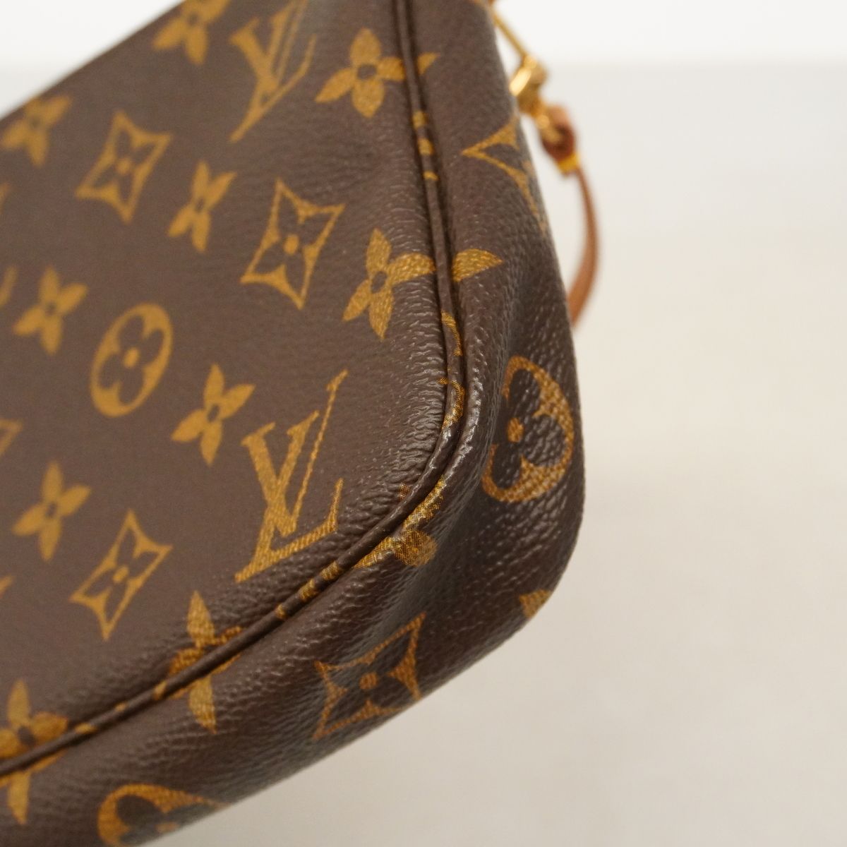 Louis Vuitton Pouch Monogram Pochette Ascending Soir Brown — view 8