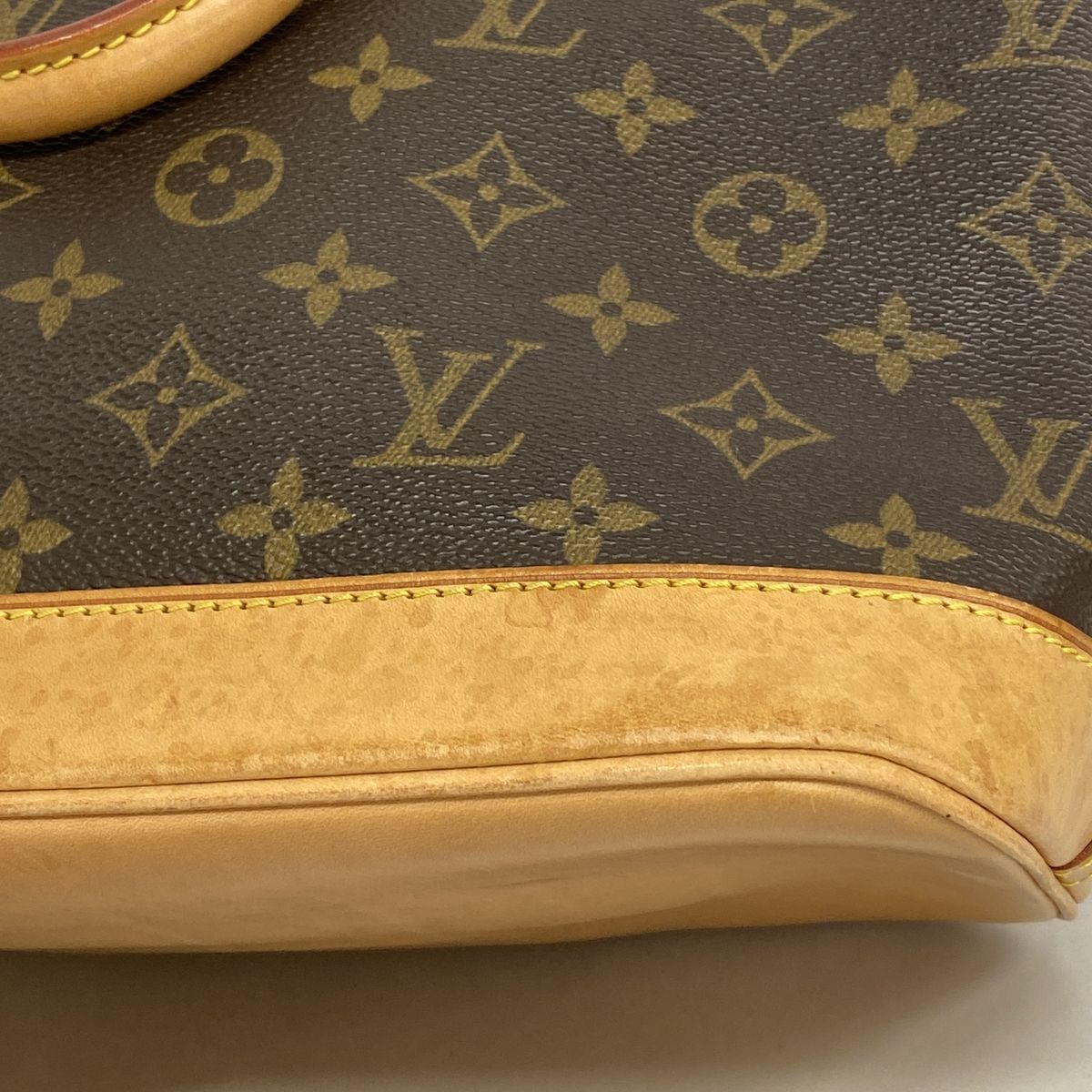 Louis Vuitton Monogram Alma Brown Handbag — view 6
