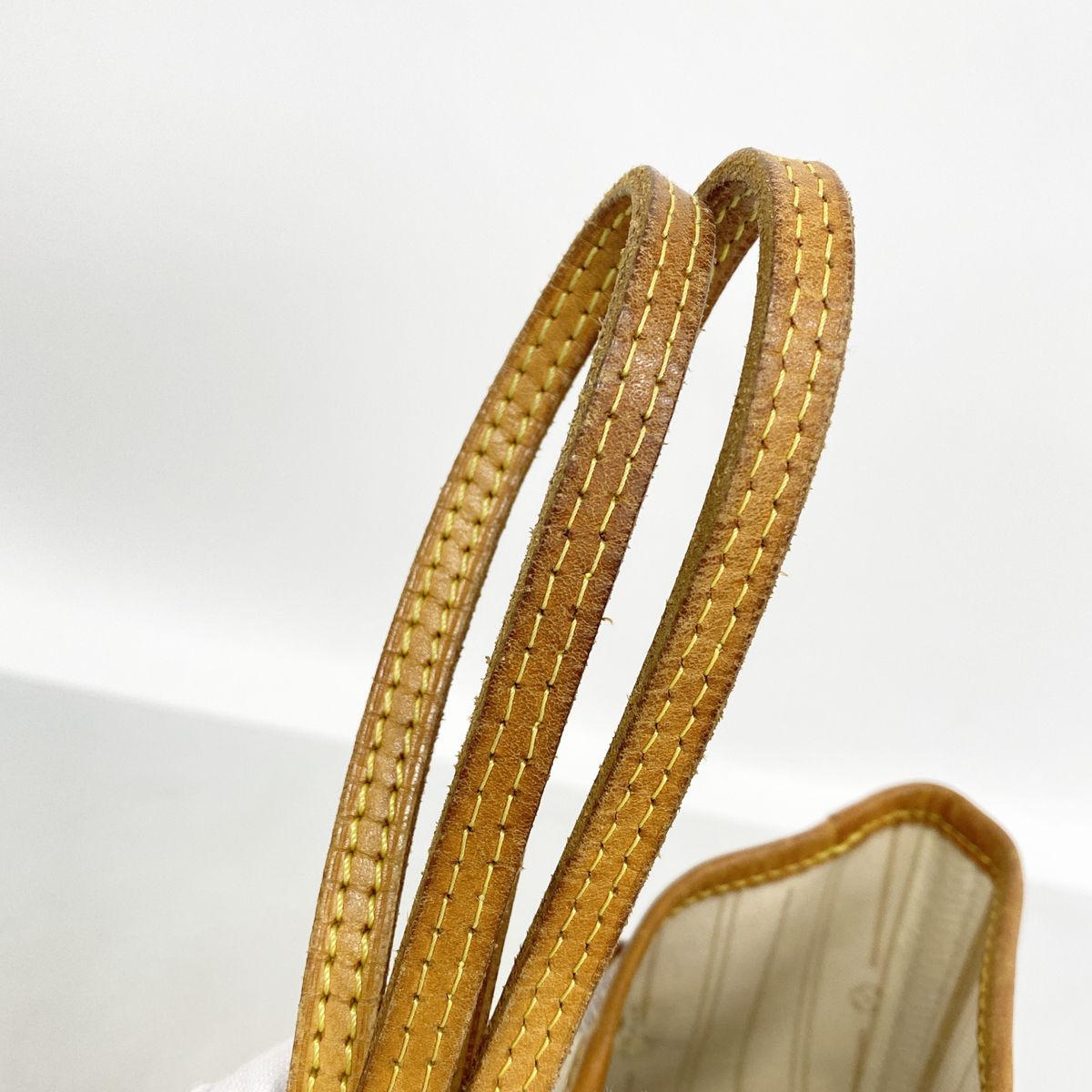 Louis Vuitton Tote Bag Damier Azur Neverfull MM White — view 8