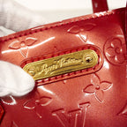 Louis Vuitton Tote Bag Vernis Wilshire PM Rouge Grenadine — view 8