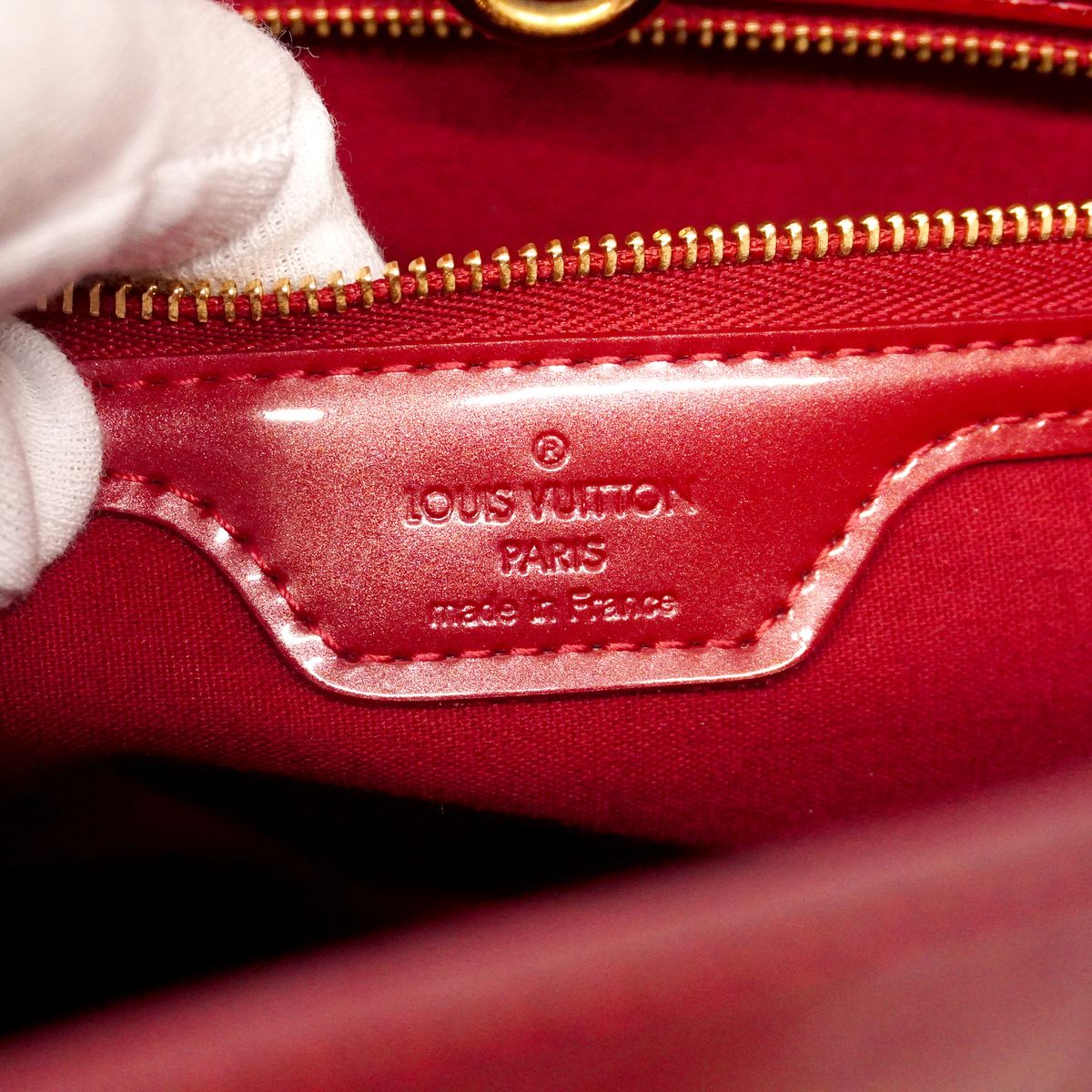 Louis Vuitton Tote Bag Vernis Wilshire PM Rouge Grenadine — view 5