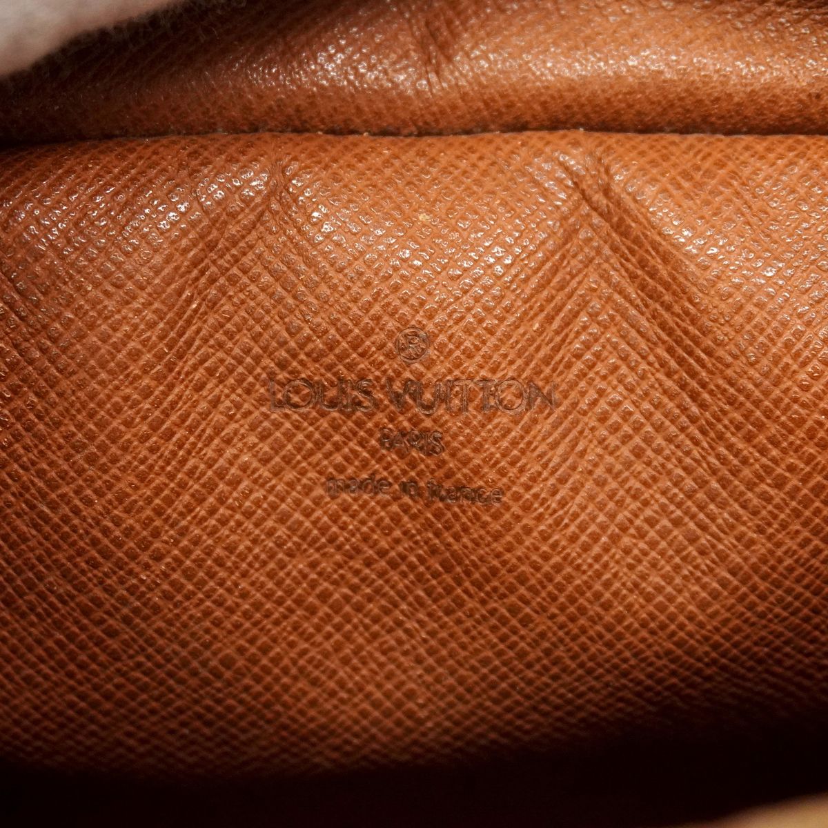 Louis Vuitton Shoulder Bag Monogram Saint Germain 24 Brown — view 5