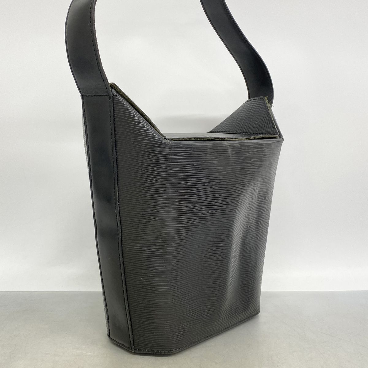 Louis Vuitton Shoulder Bag Epi Sac Saw Noir — view 2