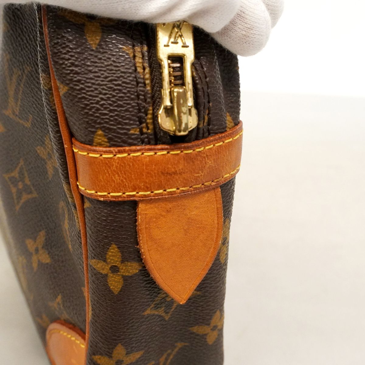 Louis Vuitton Clutch Monogram Compiegne 28 Brown — view 8