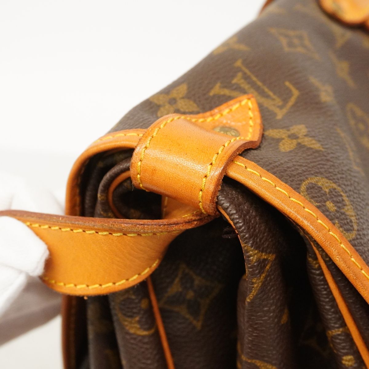 Louis Vuitton Shoulder Bag Monogram Saumur 35 Brown — view 6