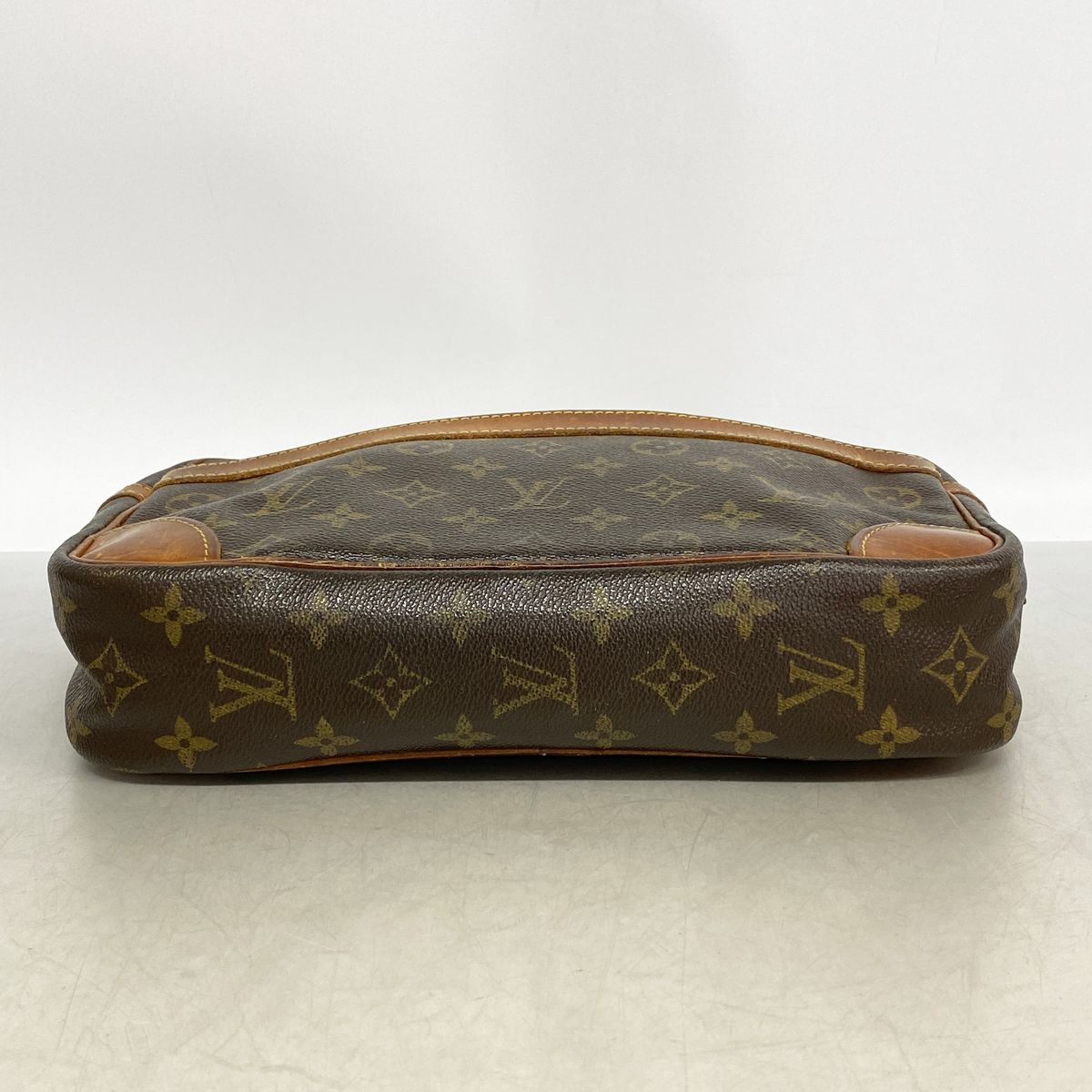 Louis Vuitton Clutch Monogram Compiegne 28 Brown — view 3
