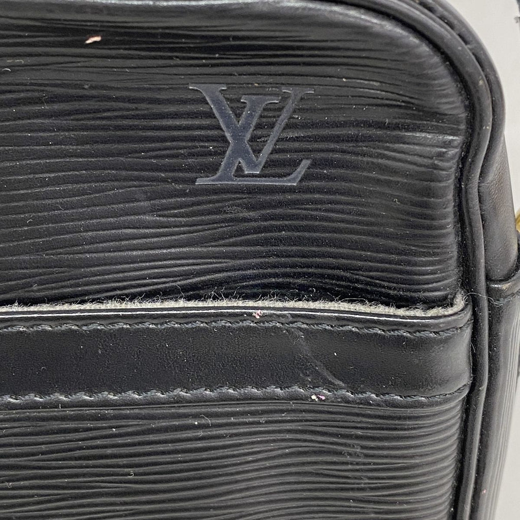 Louis Vuitton Shoulder Bag Epi Trocadero 27 Noir — view 7