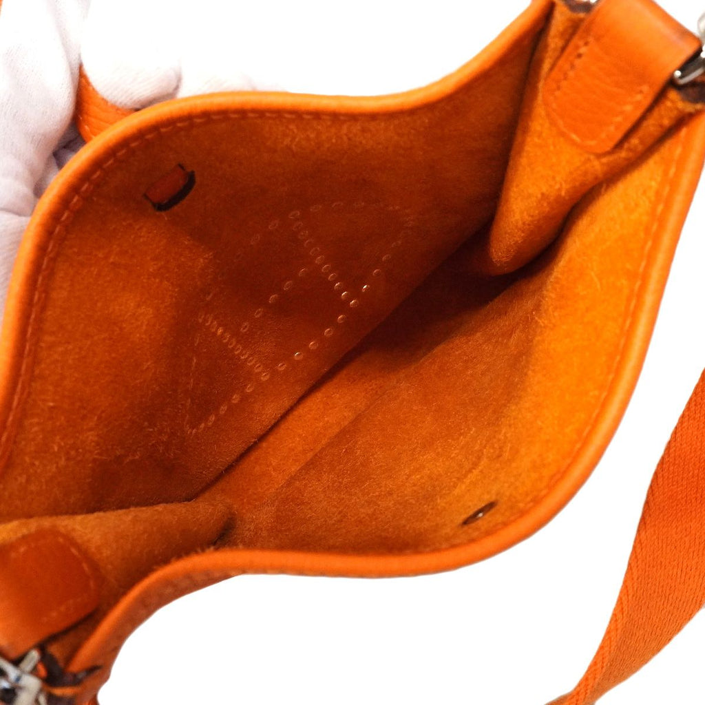 Hermes Shoulder Bag Evelyne TPM Taurillon Clemence Orange Silver — view 4