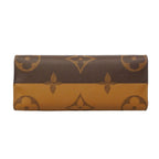 Louis Vuitton Tote Bag Monogram Giant Reverse On The Go MM Brown 2-Way — view 3