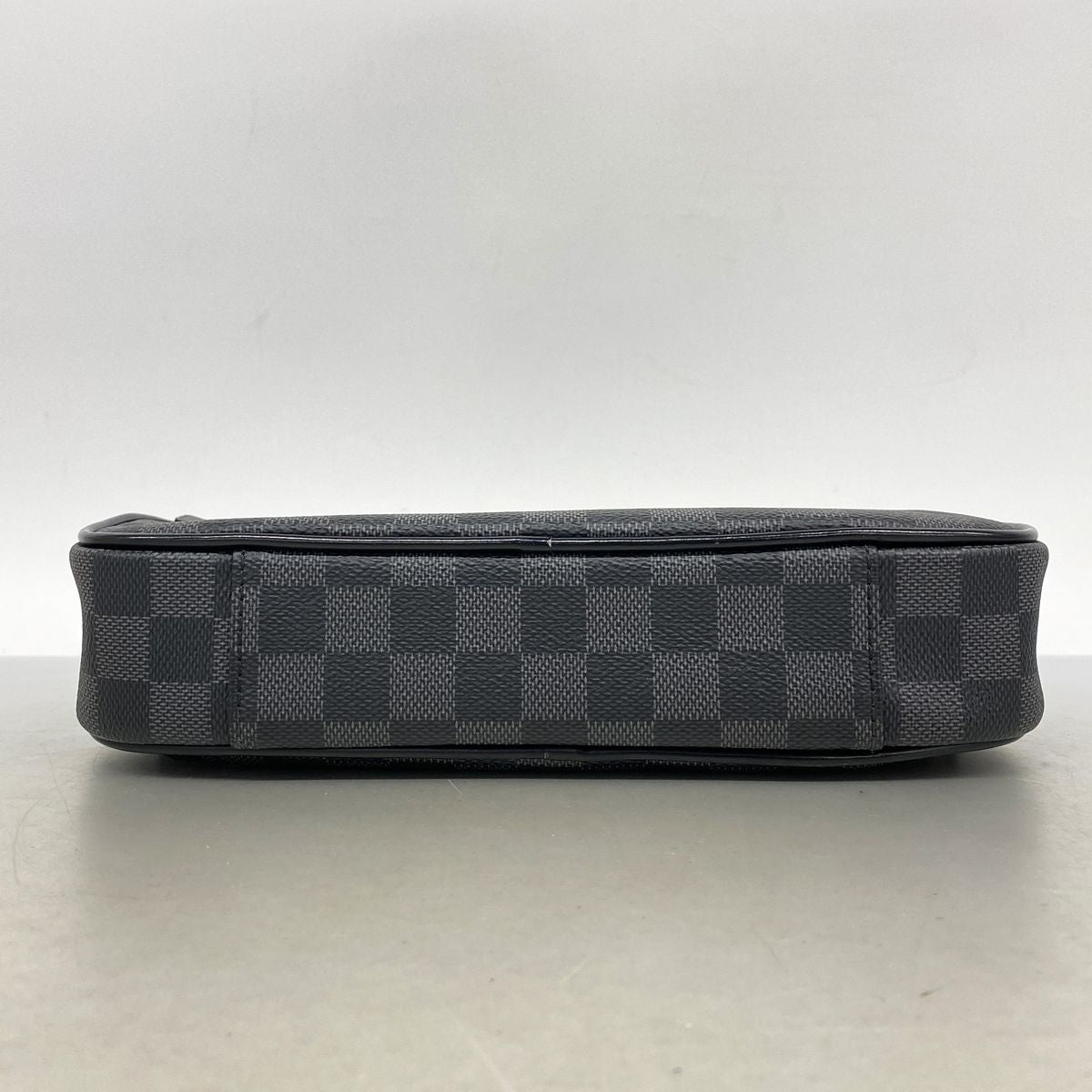 Louis Vuitton Belt Bag Damier Graphite Ambler Black — view 3