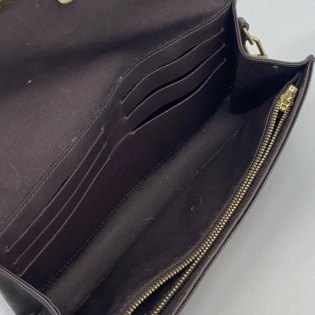 Louis Vuitton Vernis Rossmore MM Rouge Fauvist Handbag — view 4