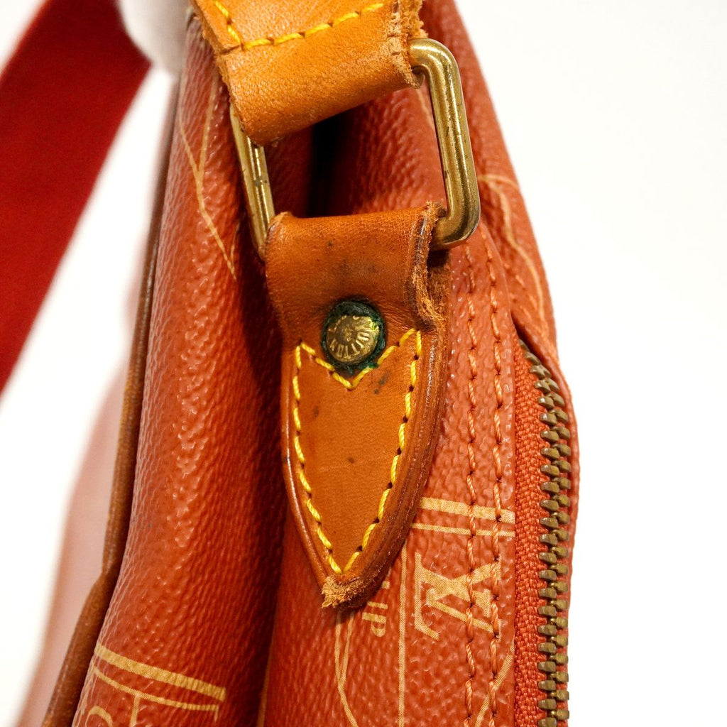 Louis Vuitton Shoulder Bag LV Cup Calvi Abogany — view 8