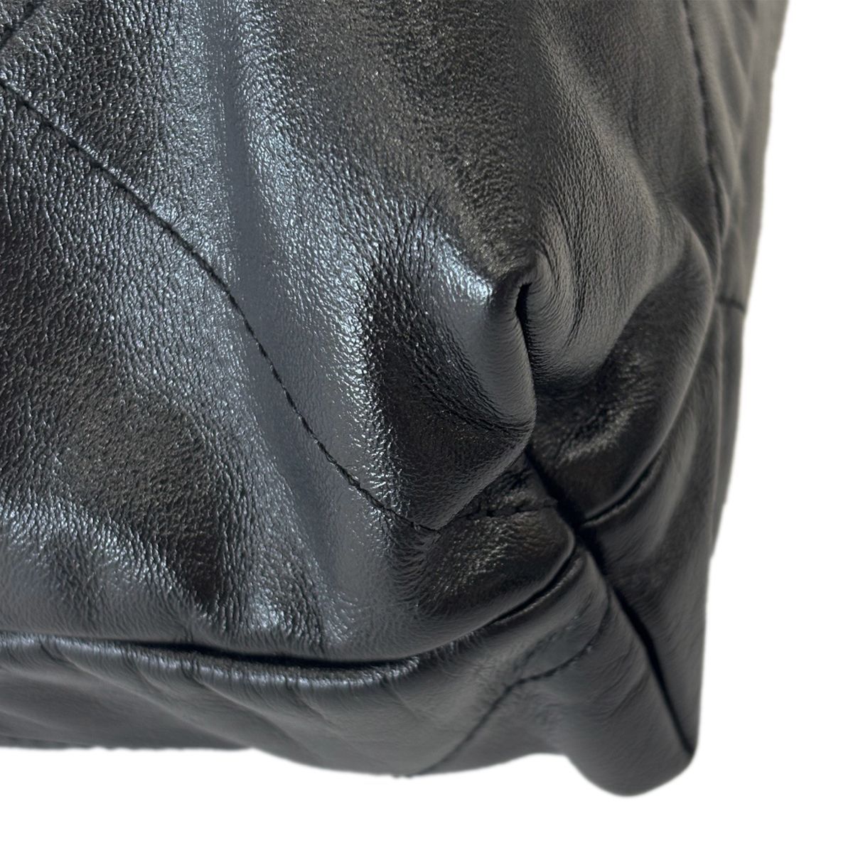 Chanel Bag Chanel 22 Medium Shoulder Black Gold Shinycalfskin — view 8