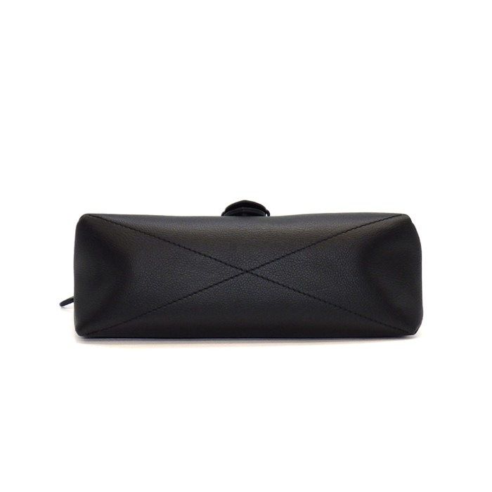 Louis Vuitton Shoulder Bag Saumur Messenger Monogram Eclipse Leather Black — view 4
