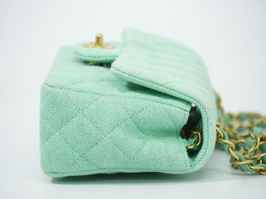 Chanel CC Logo Quilted Chain Shoulder Bag Denim Light Green Vintage — view 4