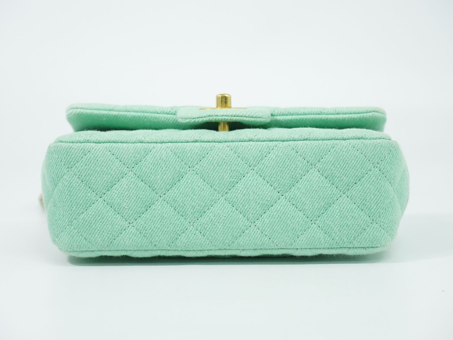 Chanel CC Logo Quilted Chain Shoulder Bag Denim Light Green Vintage — view 3